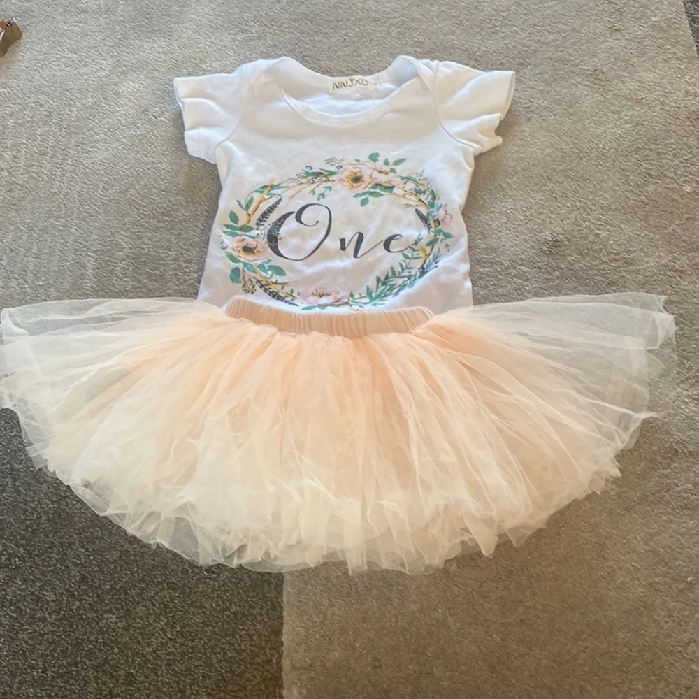 Sweet ONE birthday outfit